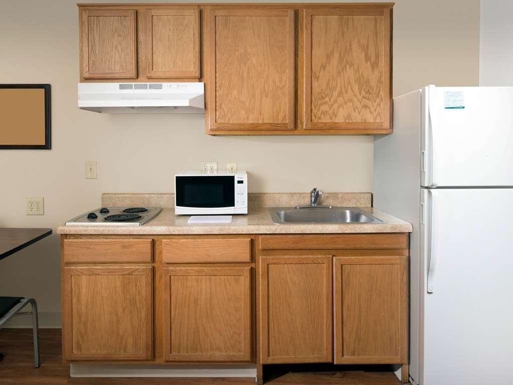 Extended Stay America Select Suites - Kansas City - South - I-49 部屋 写真