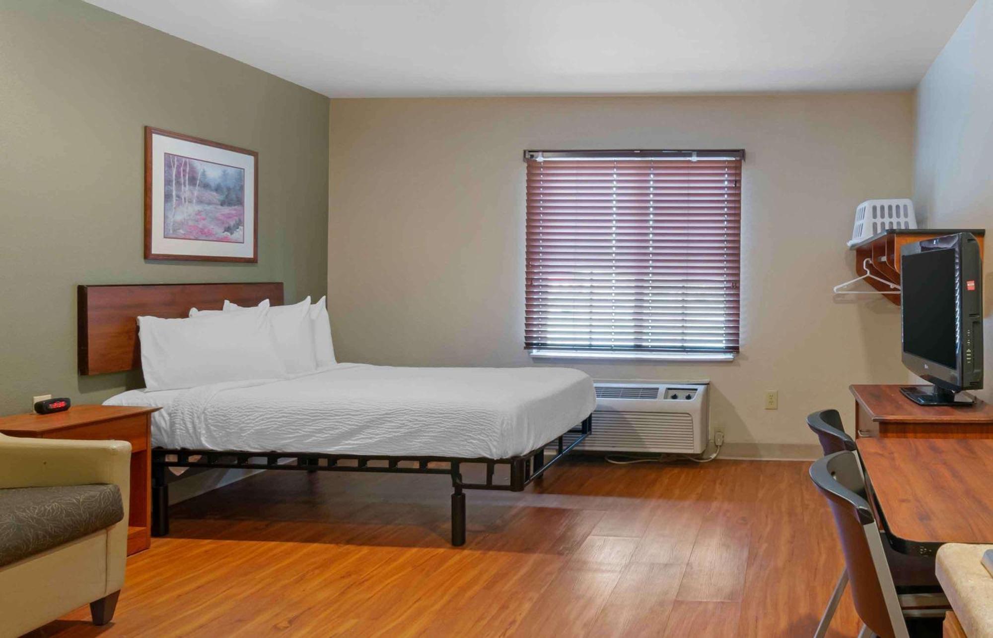 Extended Stay America Select Suites - Kansas City - South - I-49 エクステリア 写真
