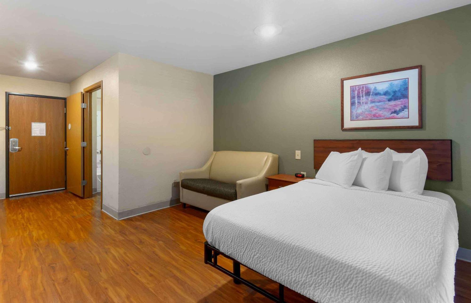 Extended Stay America Select Suites - Kansas City - South - I-49 エクステリア 写真