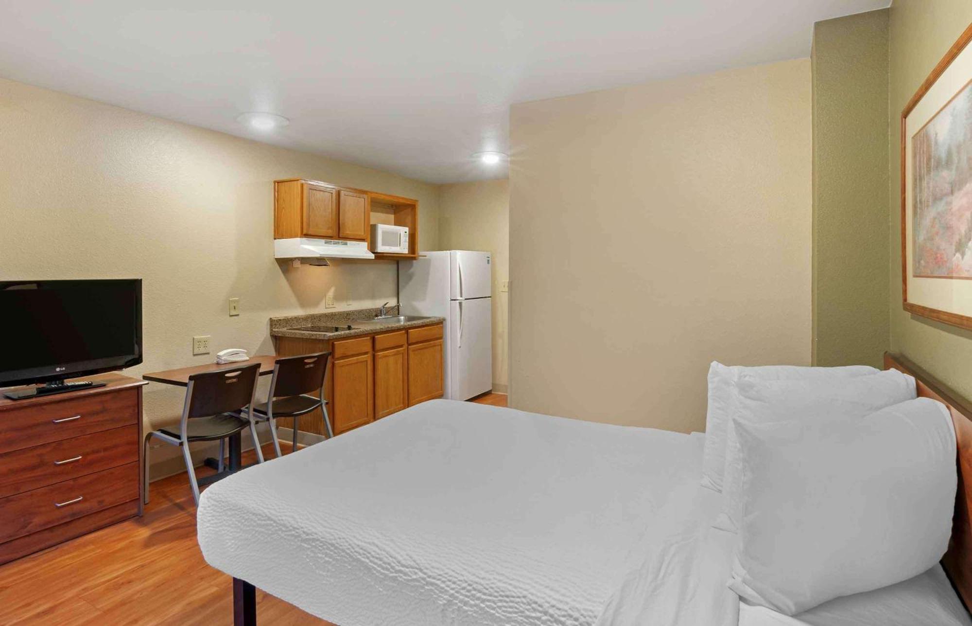 Extended Stay America Select Suites - Kansas City - South - I-49 エクステリア 写真