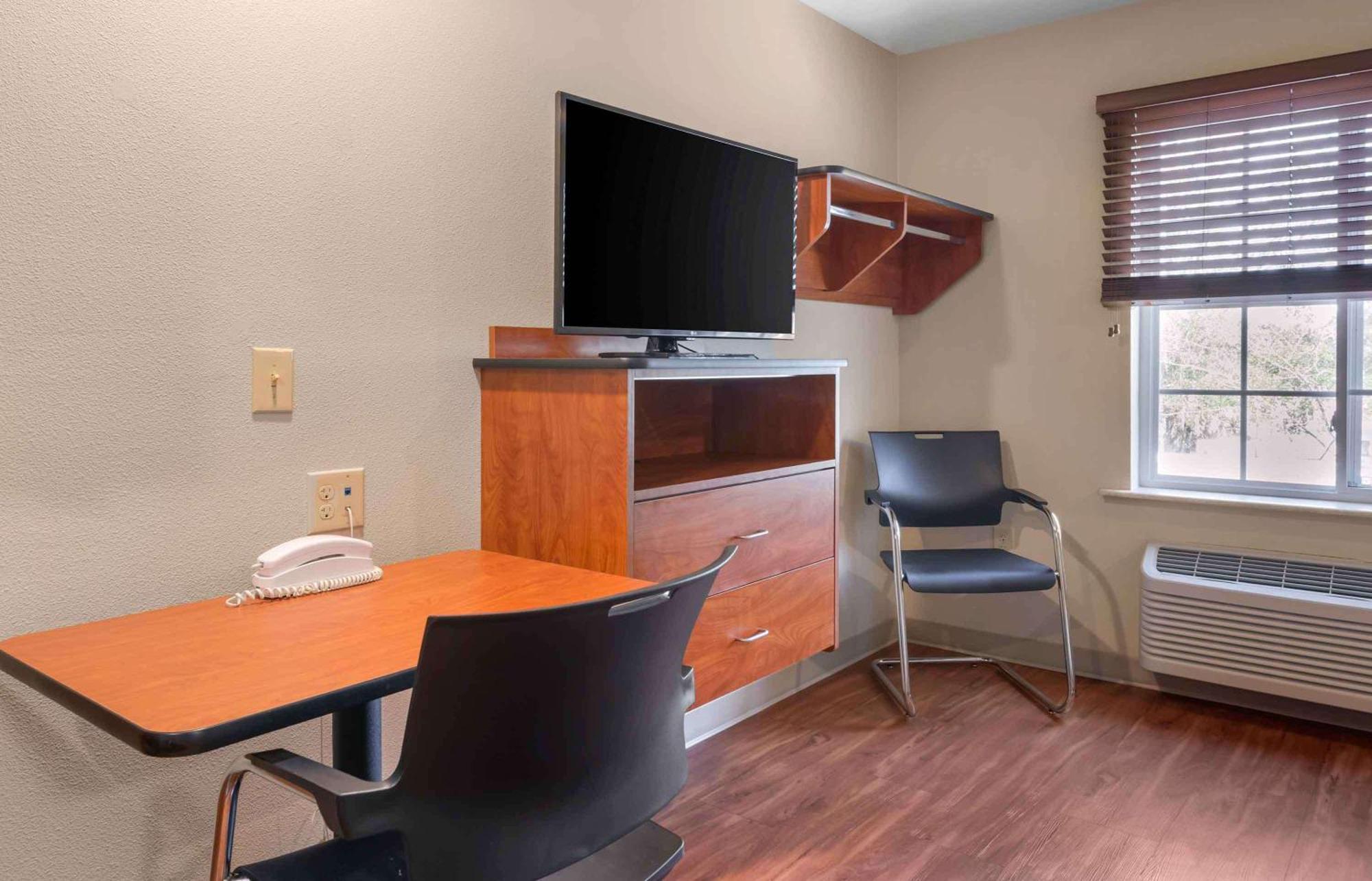 Extended Stay America Select Suites - Kansas City - South - I-49 エクステリア 写真