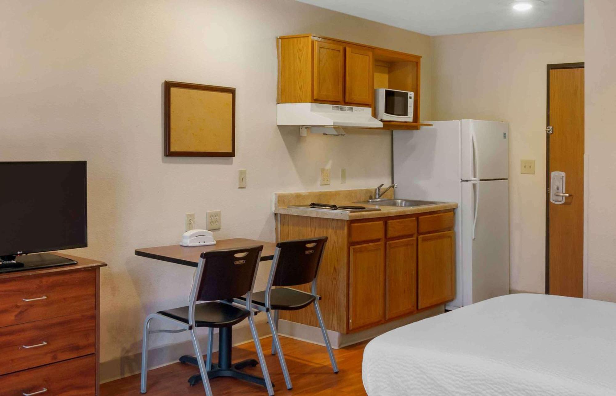 Extended Stay America Select Suites - Kansas City - South - I-49 エクステリア 写真